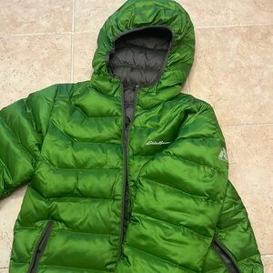 Eddie Bauer Kids(boy) Down Hooded Jacket. Size: XL (14)  Color: Green